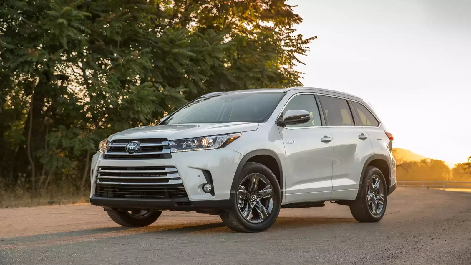 2018_toyota_highlander.jpg 2018_toyota_highlander.jpg