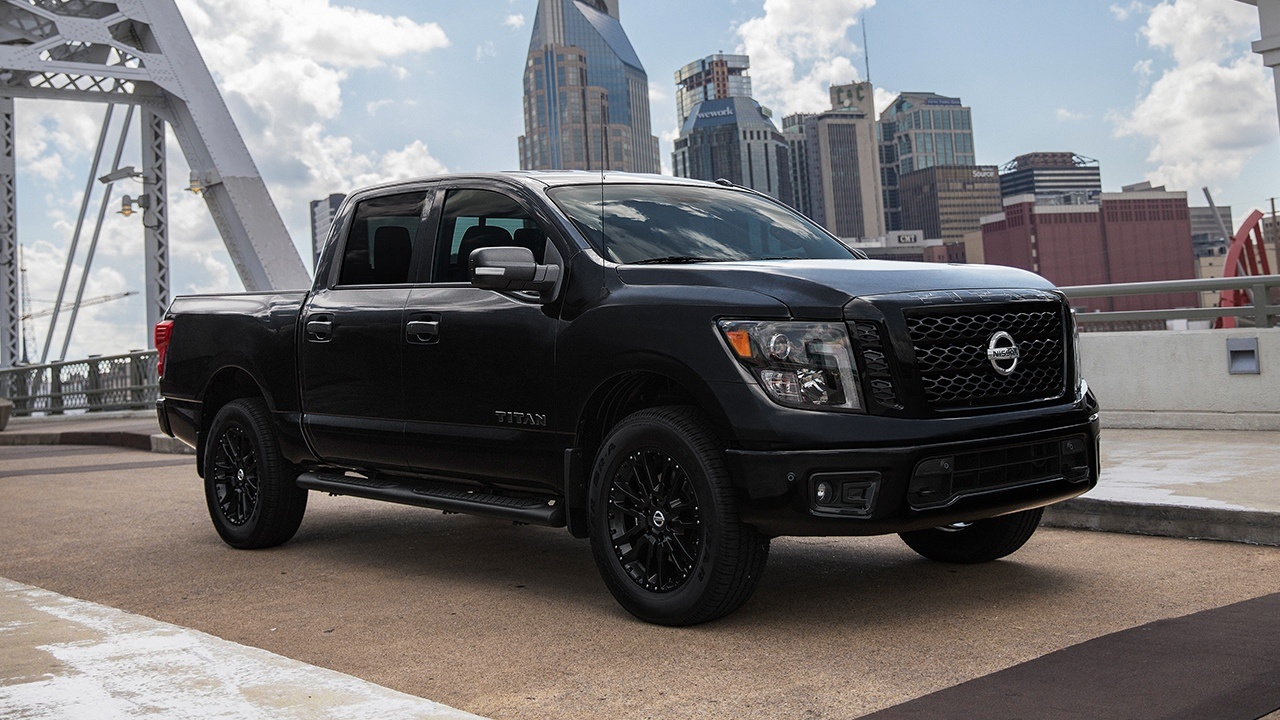 nissan-titan-midnight.jpg nissan-titan-midnight.jpg